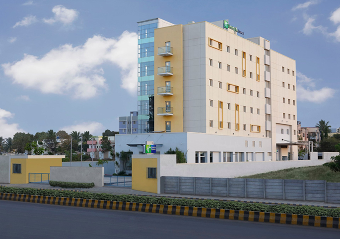 Holiday Inn Express, Nashik