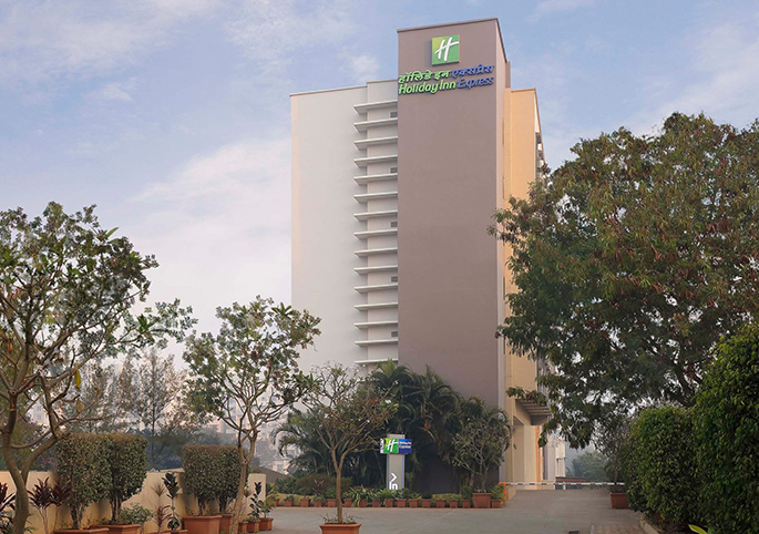 Holiday-Inn-Express-Pune-feature
